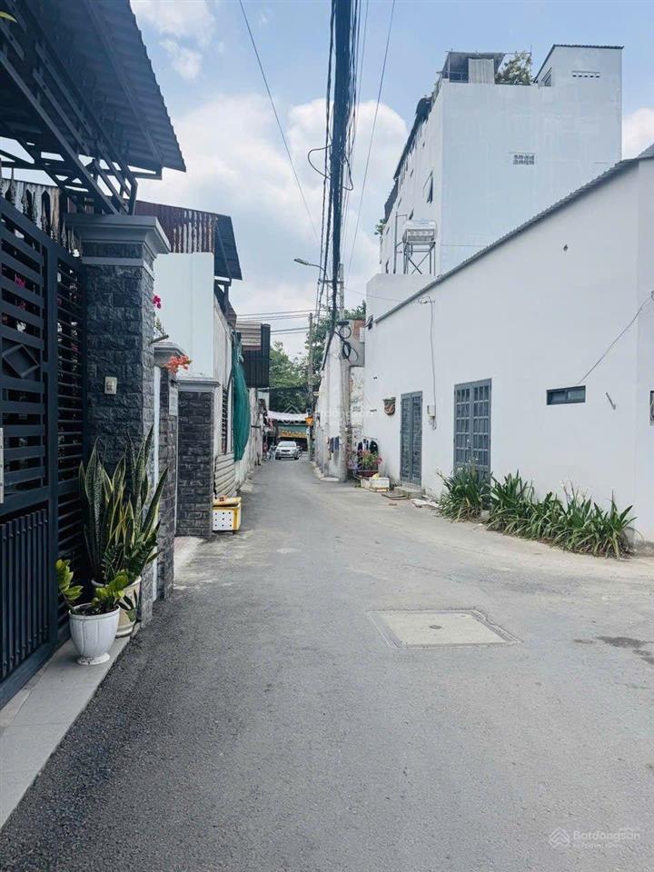 Chỉ 3,7 tỷ đất full thổ cư 67,1m2, ngang 4,79m đẹp hẻm xh sát nguyễn văn tăng, gần vinhomes