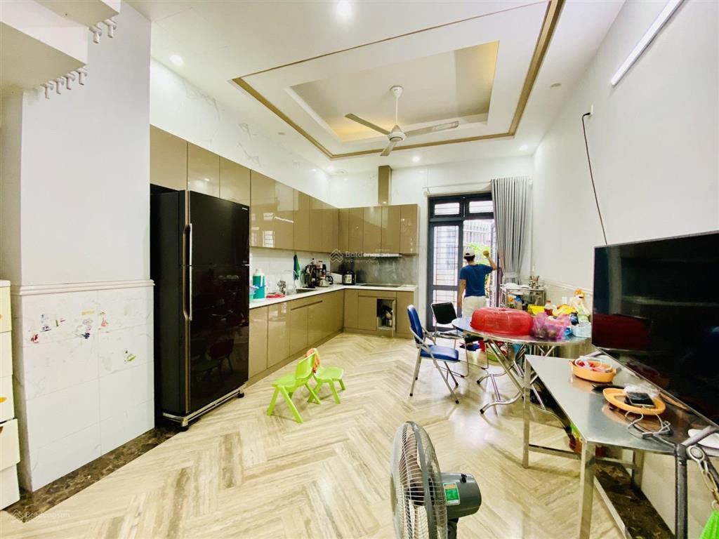 Cơ hội sở hữu nhà xịn, hẻm xe tải gò dưa tam bình 80m², chính chủ tự xây 3 tầng kiên cố chỉ 7,3 tỷ