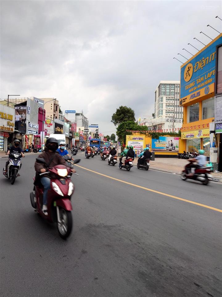 Trái tim thủ đức, quá rẻ  nhà 4 tầng, võ văn ngân  ô tô đỗ cửa, 8pn vừa ở vừa cho thuê, chỉ 11 tỷ