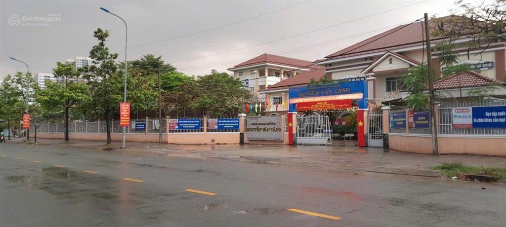 Còn sót lô đất sát vinhomes  chỉ hơn 14 tỷ  140m2 full thổ khu tái định cư phước thiện long bình