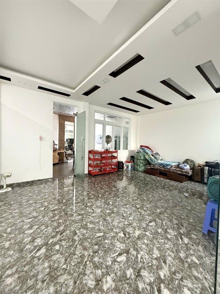 Mặt tiền kd, dòng tiền khủng ngay bộ công an nguyễn trãi quận 1  185m2 nở hậu chỉ 57 tỷ