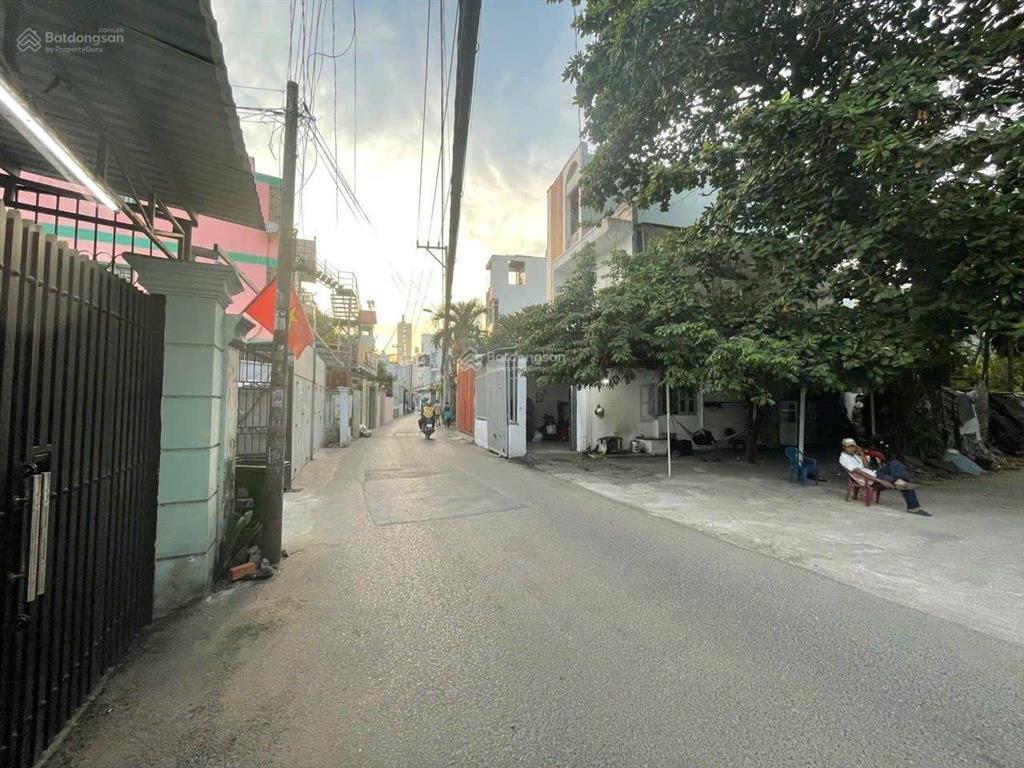 Cát lái quận 2, chủ gấp bán, cơ hội vàng, 256,4m2 ngang 7,7m nở hậu đường 2 xe hơi chỉ 21 tỷ