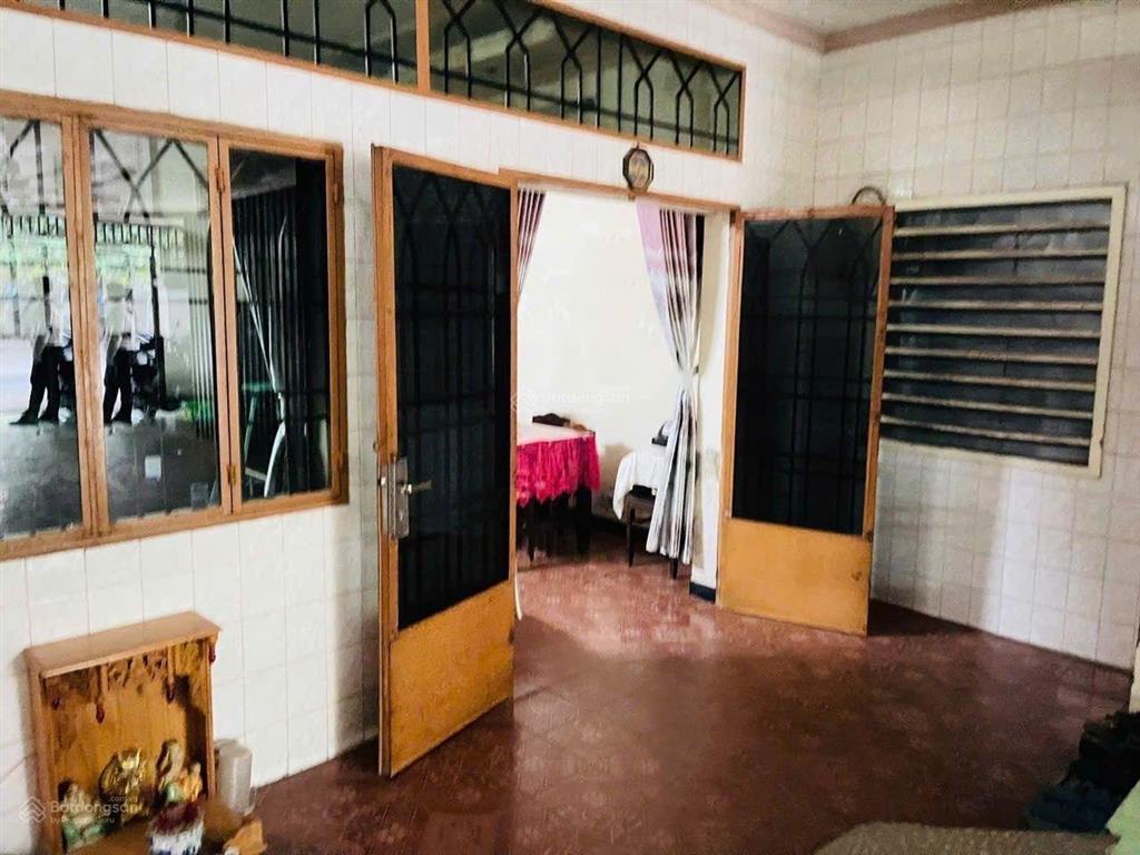 Cát lái quận 2, chủ gấp bán, cơ hội vàng, 256,4m2 ngang 7,7m nở hậu đường 2 xe hơi chỉ 21 tỷ