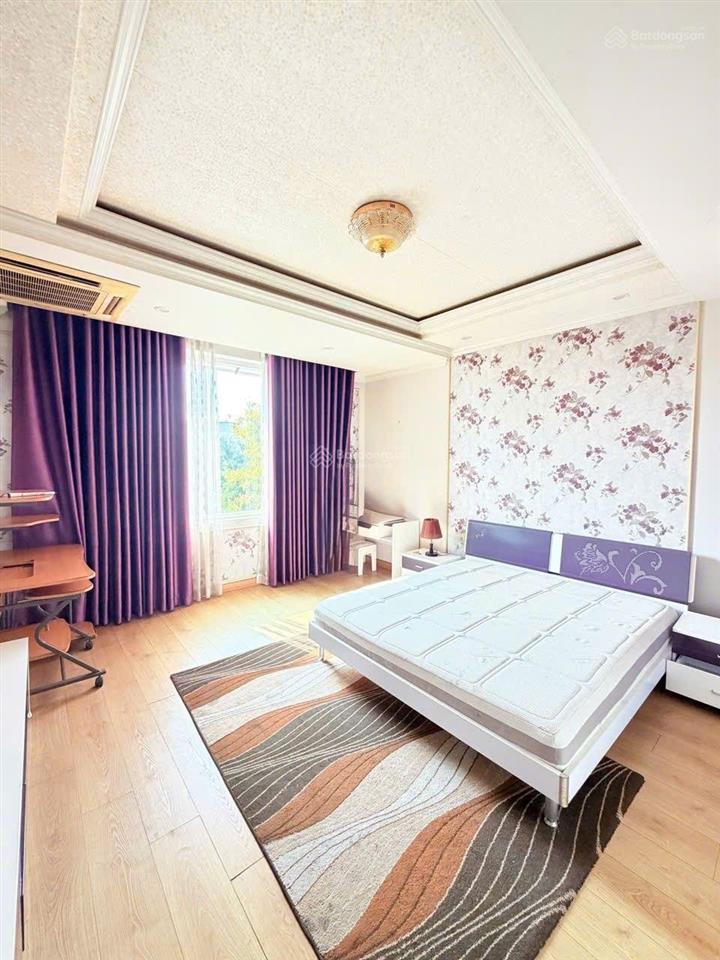 Hiếm  360m2 vị trí vàng  phước long thủ đức tặng biệt thự + hầm, thang máy nội thất siêu xịn