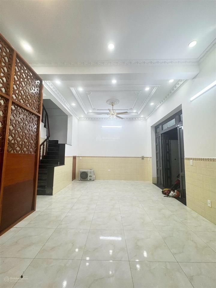 Chỉ 8,2tỷ sở hữu nhà 2 mặt tiền kinh doanh 75m2, gần gigamall, chợ hiệp bình