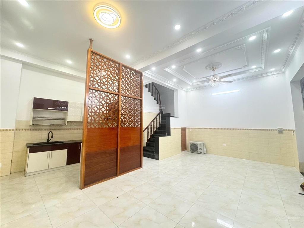 Chỉ 8,2tỷ sở hữu nhà 2 mặt tiền kinh doanh 75m2, gần gigamall, chợ hiệp bình
