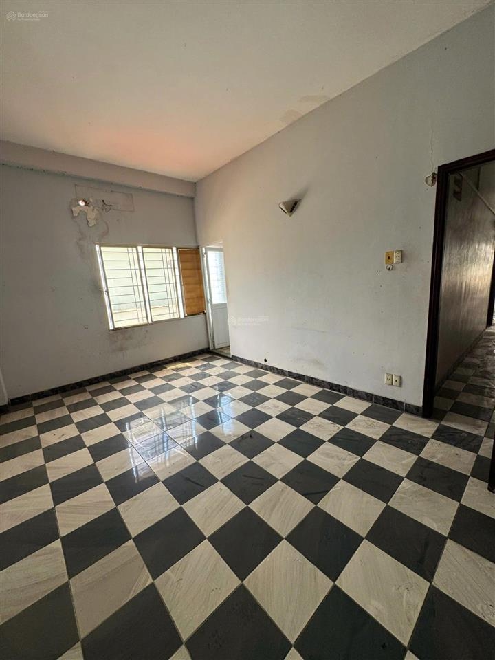 Đầu tư cực tốt  mặt tiền quốc lộ 13 ngang 10m 179m² 2 sổ riêng có dòng tiền chỉ 28 tỷ