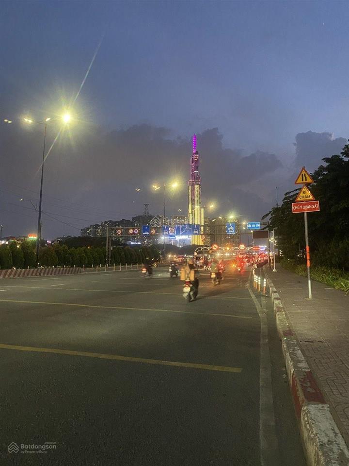 Hiếm! khu nhà giàu  chdv 4 tầng vip+thang máy  an khánh thủ đức, sát metro  dòng tiền 100tr/th