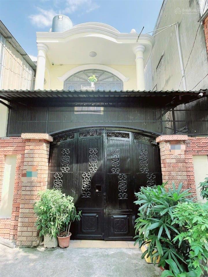 4,5 tỷ nhà ngang 5m nở hậu 68m cách ql13 chỉ 300m gần vạn phúc city