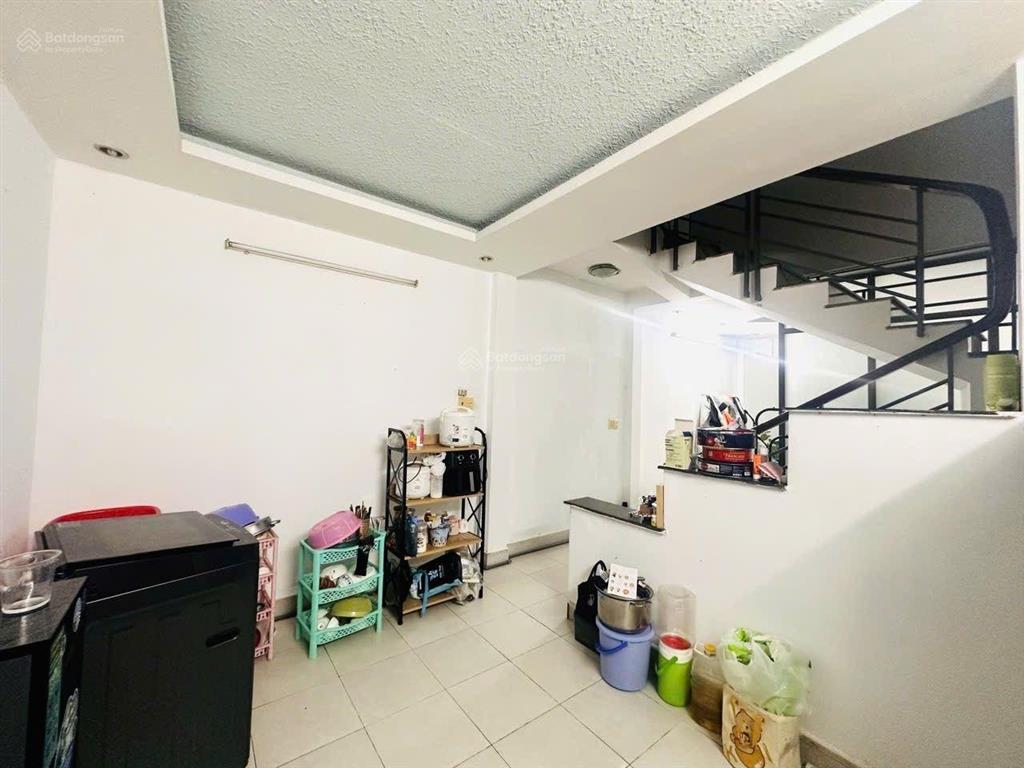 Đường đinh phong phú sát lê văn việt khu sầm uất, nhà 2 tầng 47.5m2 nở hậu đẹp, chỉ 3,6 tỷ
