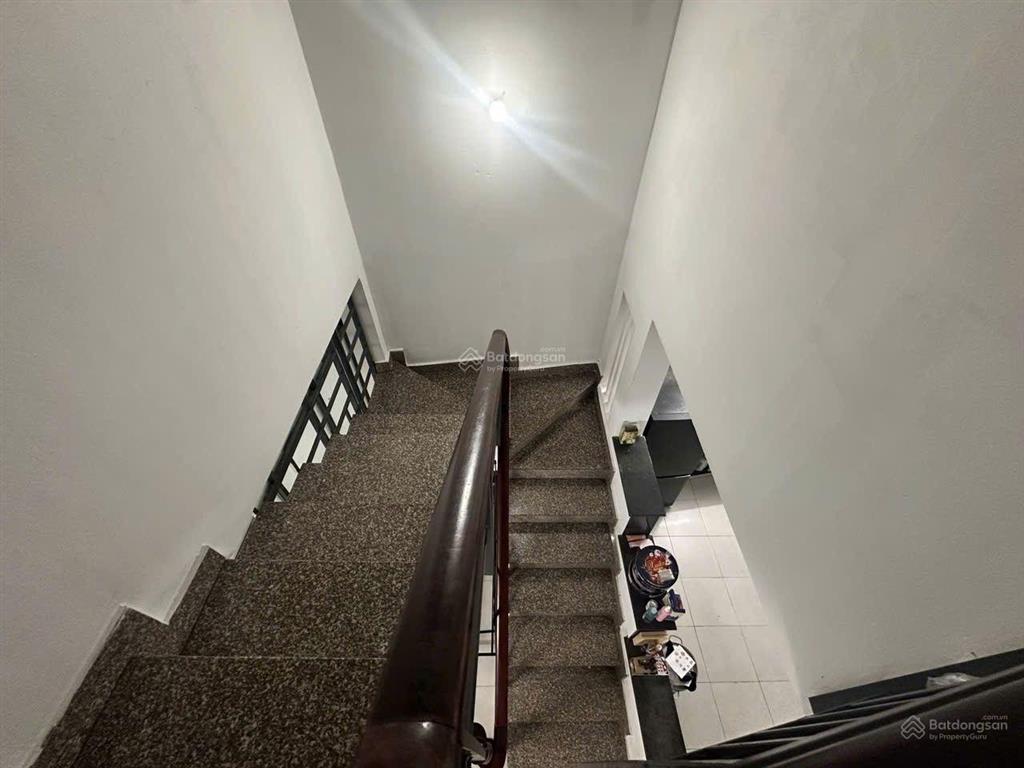 Đường đinh phong phú sát lê văn việt khu sầm uất, nhà 2 tầng 47.5m2 nở hậu đẹp, chỉ 3,6 tỷ