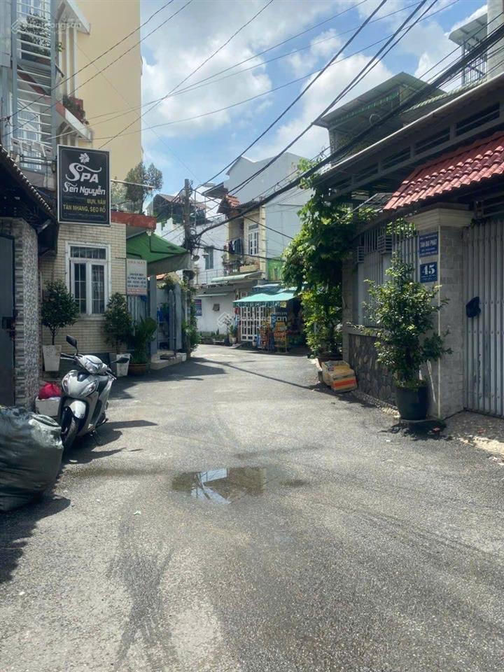 * 5,05 tỷ nhà đẹp đường 168 phước long ô tô tới nhà 4pn sát chợ