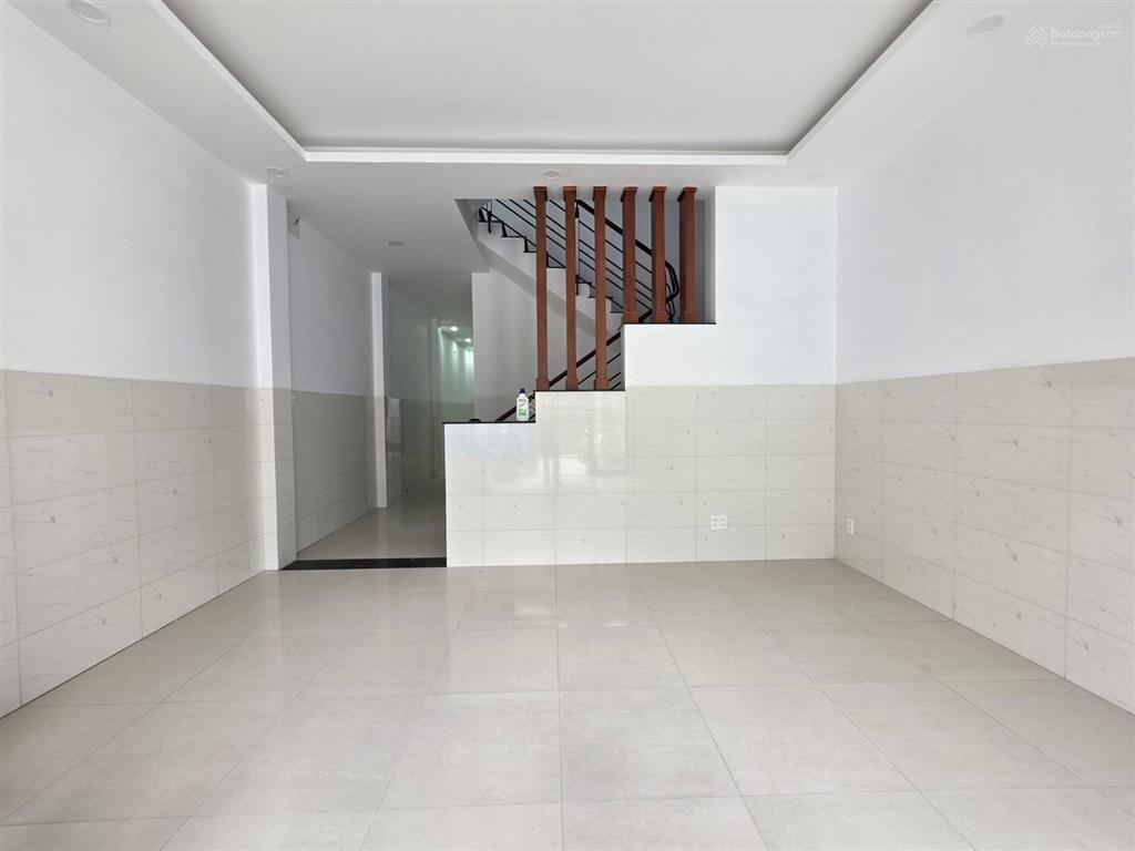 Xem là mê, nhà rộng phủ phê 119m2, 2 ô tô ngủ trong nhà  khu đẹp để an cư tại phước long b