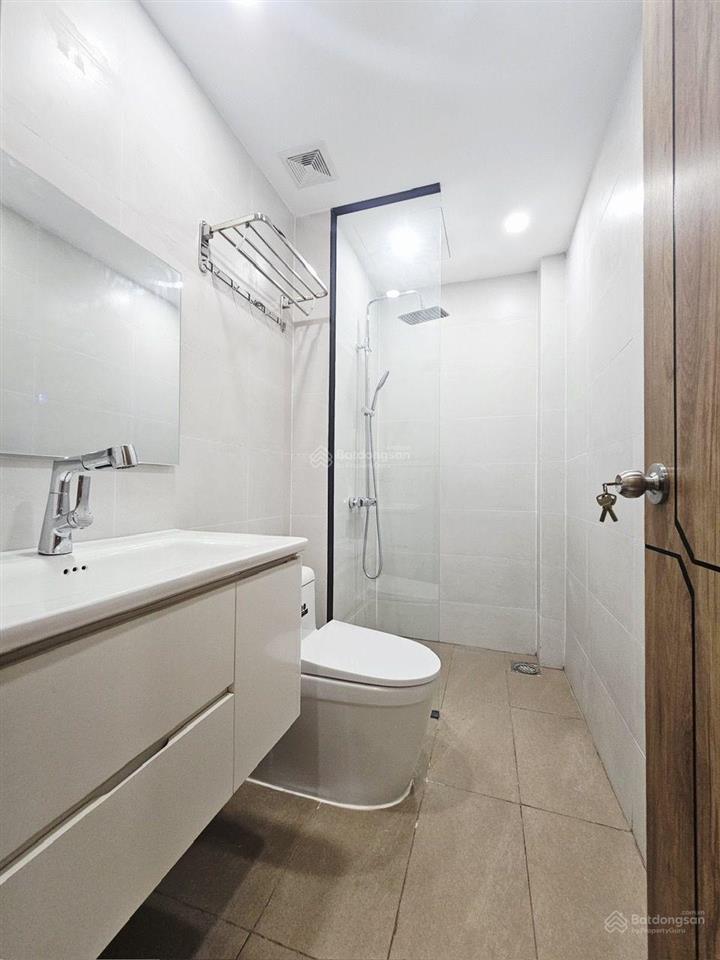 Chuẩn nhà đẹp kiểu châu âu, nơi sống trong lành, kế vinhom  3 tầng ô tô tránh chỉ nhỉnh 5 tỷ
