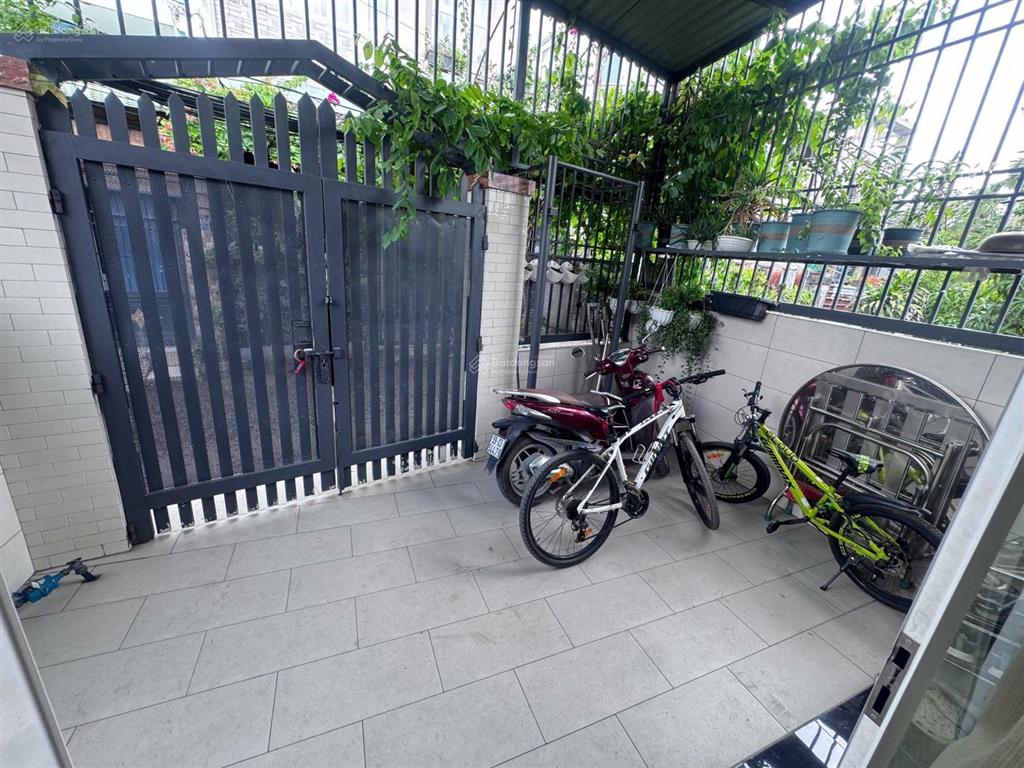 Trường thọ 75m đất đẹp tặng nhà xinh, ô tô tận cửa đường 11 gần vành đai 2 giá 5.55 tỷ