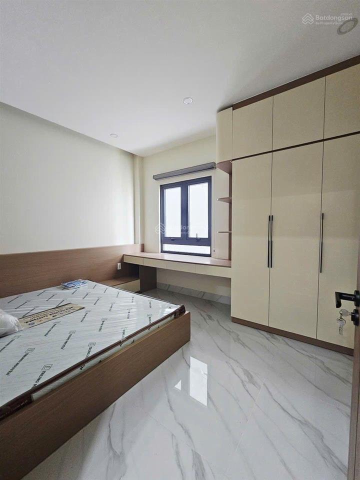 Ngay vinhom q9, nhà đẹp đẳng cấp  xem sẽ mê vì quá đủ và rất bình yên, 3 tầng, đường 8m chỉ 5,6ty