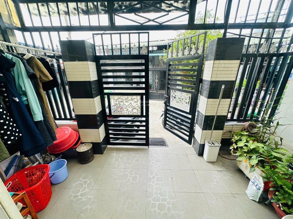 Đường 11 linh xuân, gần truông tre dt 101m/ dtcn 51,7m2  hẻm xe hơi  gấp bán giảm còn 4,2 tỷ