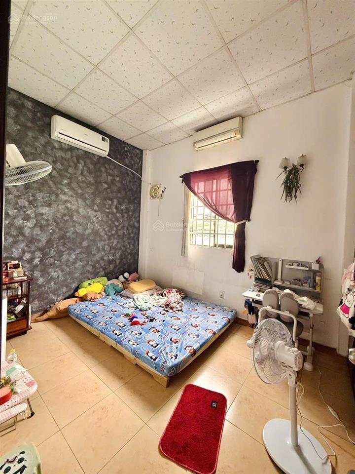 Định cư bán gấp  chỉ 3,4 tỷ nhà dt 85m2, sổ vuông, không qh phường tân phú  gần mêtro suối tiên
