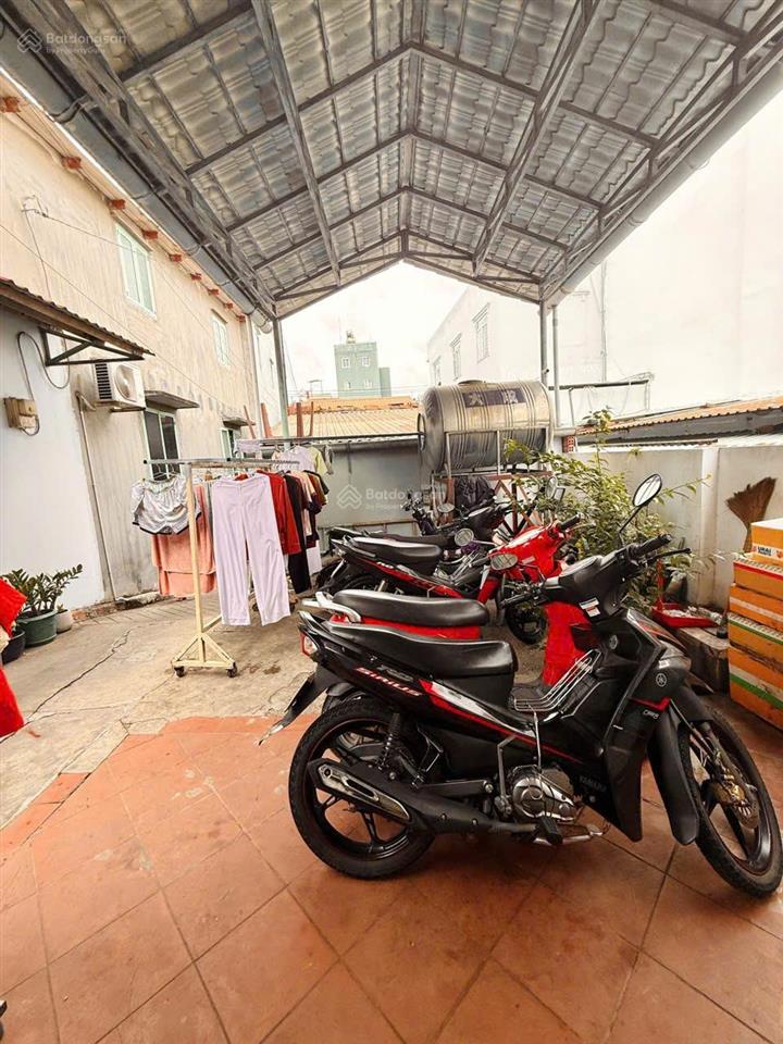 Định cư bán gấp  chỉ 3,4 tỷ nhà dt 85m2, sổ vuông, không qh phường tân phú  gần mêtro suối tiên