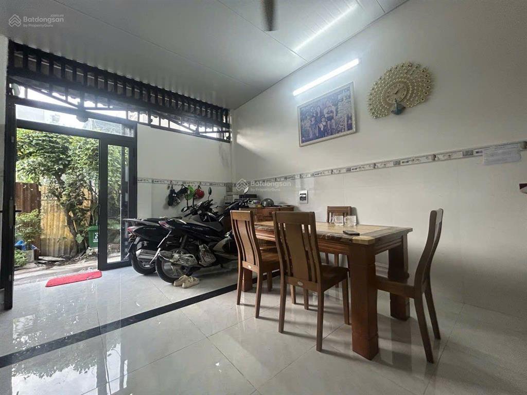 Chỉ 5,2 tỷ 63.9m2, nhà đẹp 3pn kế chợ hiệp bình, gần gigamall phạm văn đồng