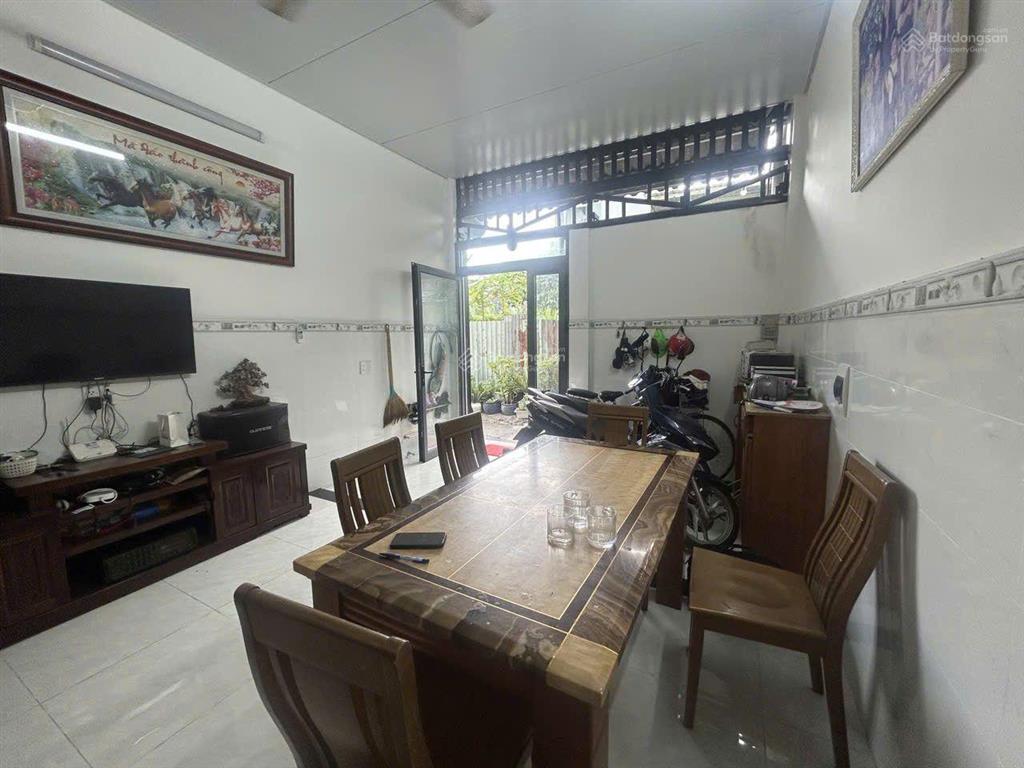 Chỉ 5,2 tỷ 63.9m2, nhà đẹp 3pn kế chợ hiệp bình, gần gigamall phạm văn đồng