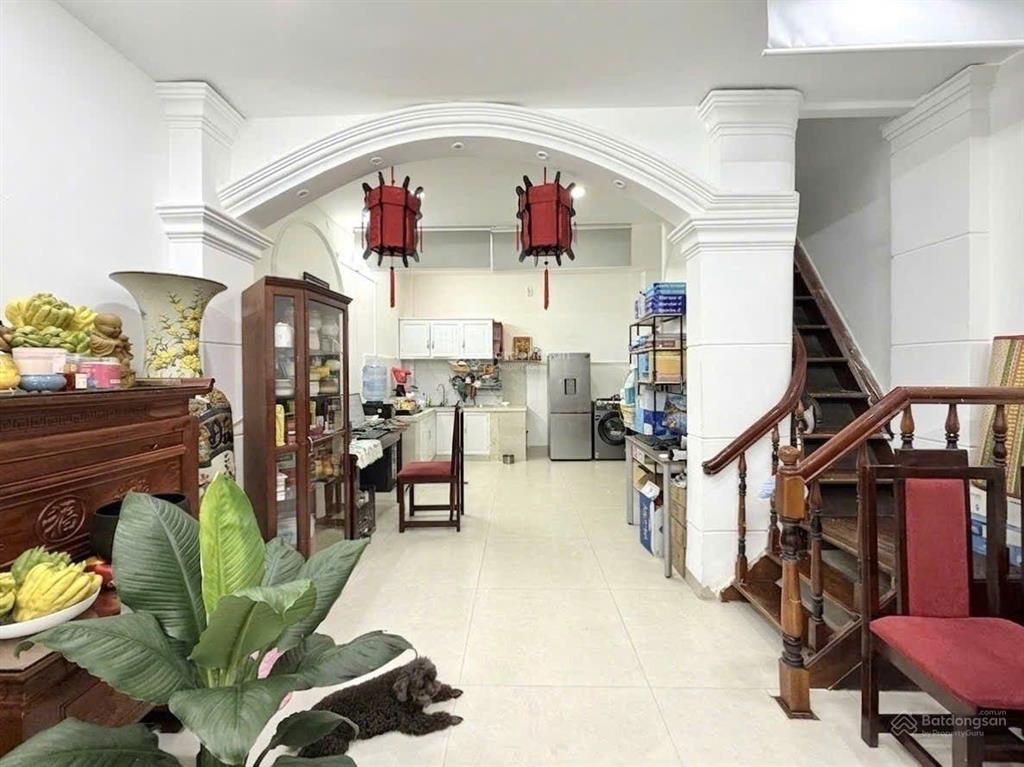 Vip! khu hiếm nhà bán  hồ văn huê phú nhuận  chỉ 6 tỷ sở hữu tổ ấm đẹp, sổ a4  xh sát nhà