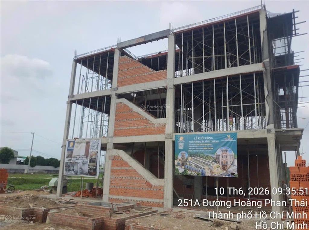 Chính chủ bán đất gấp mặt tiền đường gần chợ bình chánh 3,5 tỷ, 90m2, giá tốt, sổ sẵn sang tên ngay