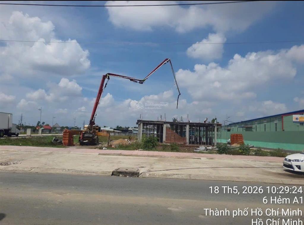 Chính chủ bán đất gấp mặt tiền đường gần chợ bình chánh 3,5 tỷ, 90m2, giá tốt, sổ sẵn sang tên ngay