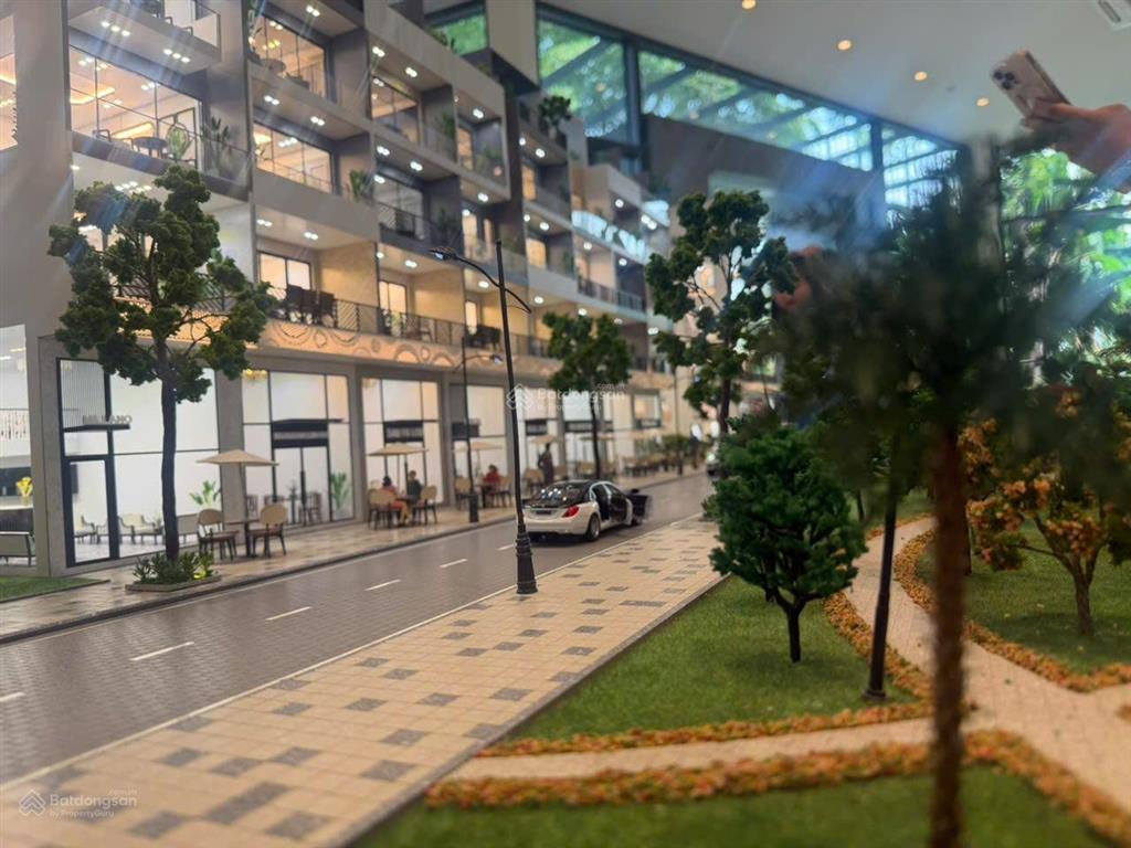 Bán nhà mặt phố tại an dương vương, 10 tỷ, 64m2, giá ưu đãi, chính chủ, bình tân, hcm