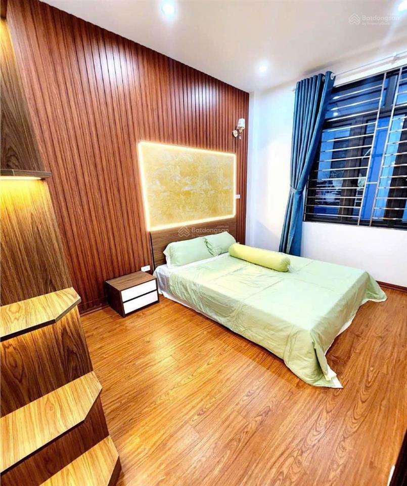 Cực ngon! nhà phố xã đàn , ngõ nông sát phố chỉ 5m ra mặt phố , dt 41m 6 tầng mặt tiền 3.8m