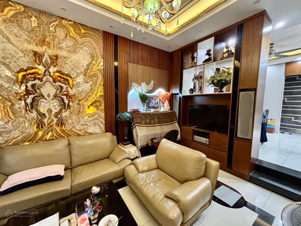 Cực hiếm ! nhà phố thái hà , ngõ thông thoáng sáng dt65m 5 tầng , mặt tiền 7m full nội thất