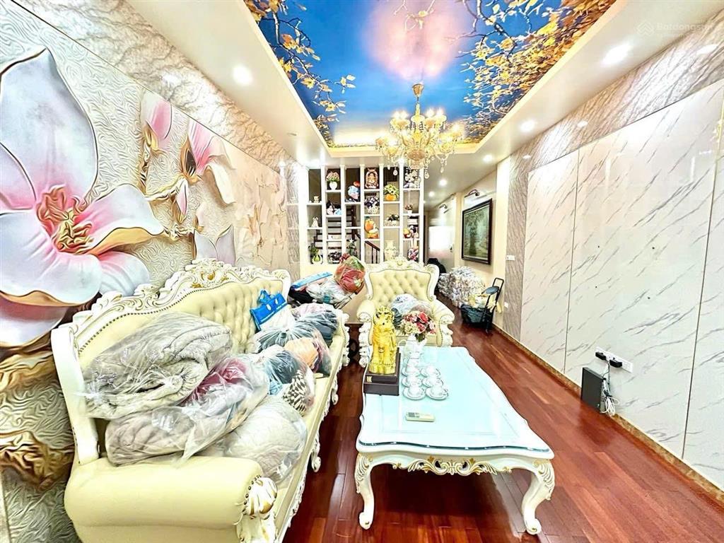 Siêu ngon! nhà phố trần duy hưng dt 50m 6 tầng mặt tiền 4.6m, xây mới thang máy full nội thất