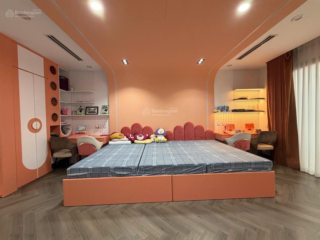 Chủ muốn bán! nhà phố trần duy hưng dt 55m 6 tầng thang máy, full nội thất chỉ 20m ra mặt phố.