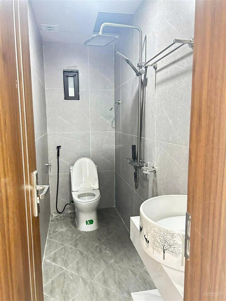 Bán nhà phố trần duy hưng. dt50m 6 tầng , mặt tiền 4,8m,ngõ rộng 3.6m lô góc,full nội thất,giá 11.5