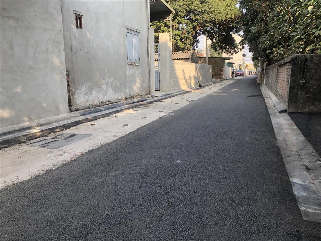 Bán nhà mới đẹp c4  lô góc thoáng  nở hậu  ô tô ngủ trong nhà  nguyên khê đông anh