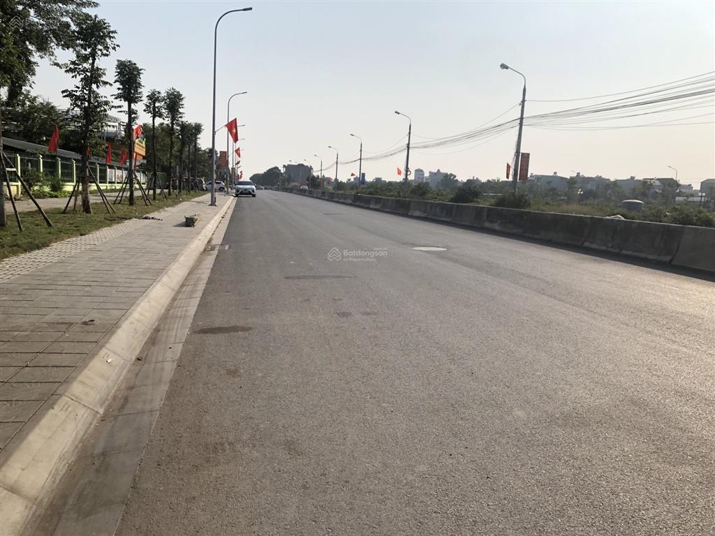 Bán nhà mới đẹp c4  lô góc thoáng  nở hậu  ô tô ngủ trong nhà  nguyên khê đông anh