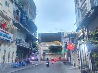 Phố tây bùi viện  2.4x10  nhà mới đẹp