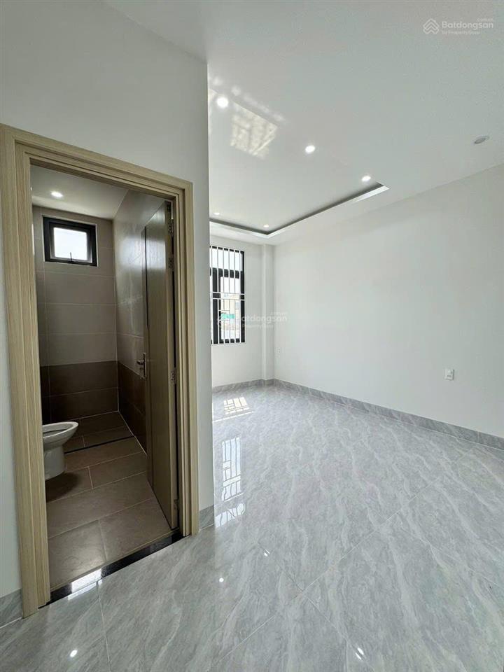 Nhà mới đoán xuân về  tương lai 2 mặt tiền đường q2 cũ tp hcm  0901 392 ***