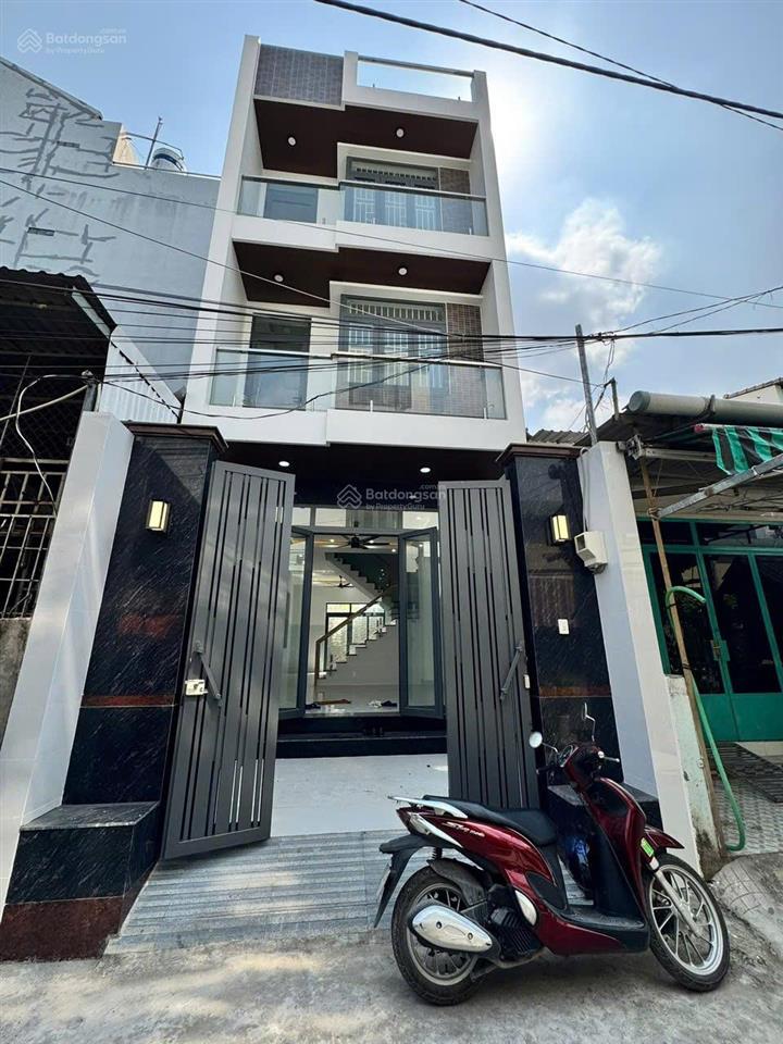 Nhà mới đoán xuân về  tương lai 2 mặt tiền đường q2 cũ tp hcm  0901 392 ***