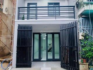 Bán nhà 3pn 2wc mặt tiền đường thông giá 5,5ty