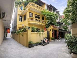 Gia đình cần bán gấp nhà võ thị sáu dt 120m x 5t, ô tô tránh, lô góc, ngõ thông, vỉa hè, ~35 tỷ