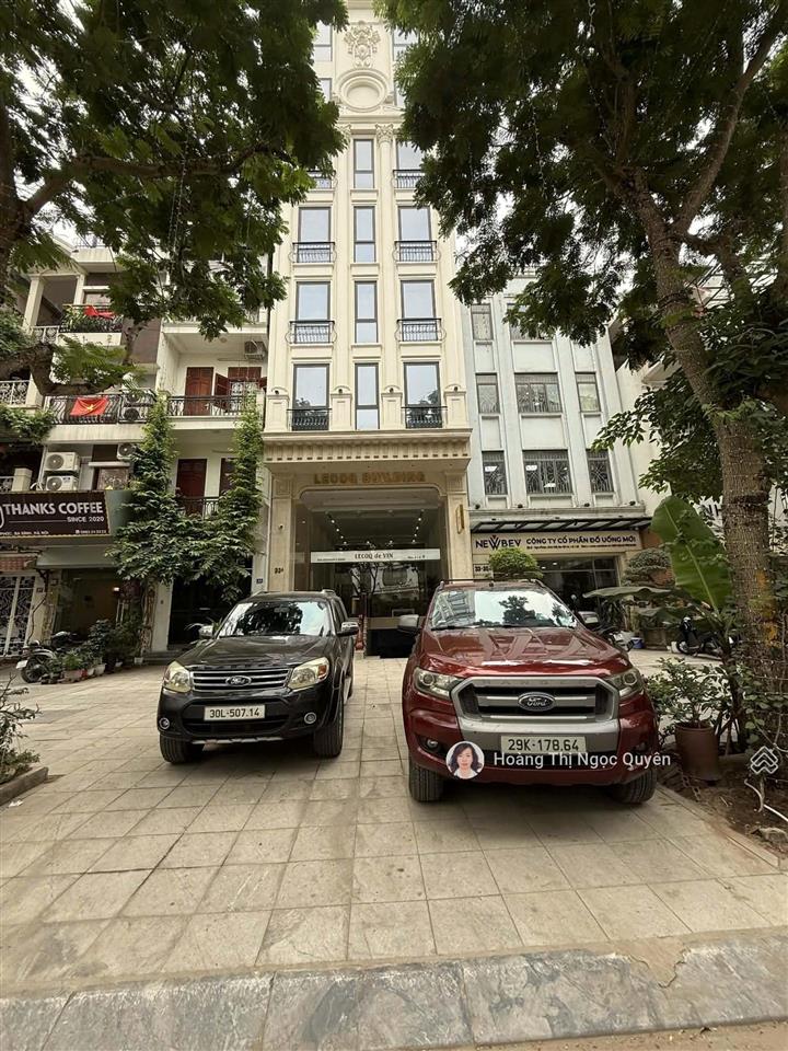 Bán nhà mặt phố vạn phúc ba đình 100m28t th/máy 10m vỉa hè view la thành 52 tỷ vạn phúc.