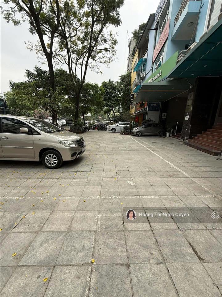 Bán nhà mặt phố vạn phúc ba đình 100m28t th/máy 10m vỉa hè view la thành 52 tỷ vạn phúc.