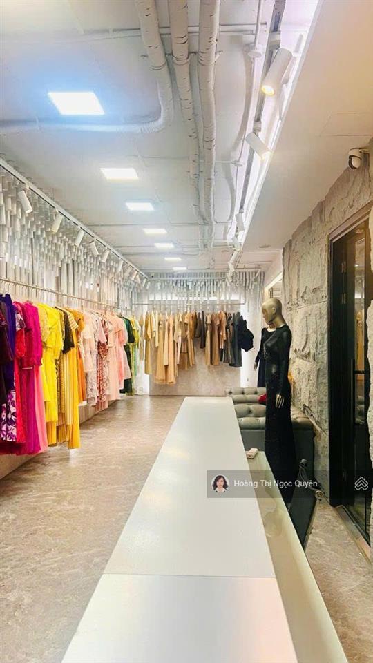 Bán nhà mặt phố vạn phúc ba đình 100m28t th/máy 10m vỉa hè view la thành 52 tỷ vạn phúc.