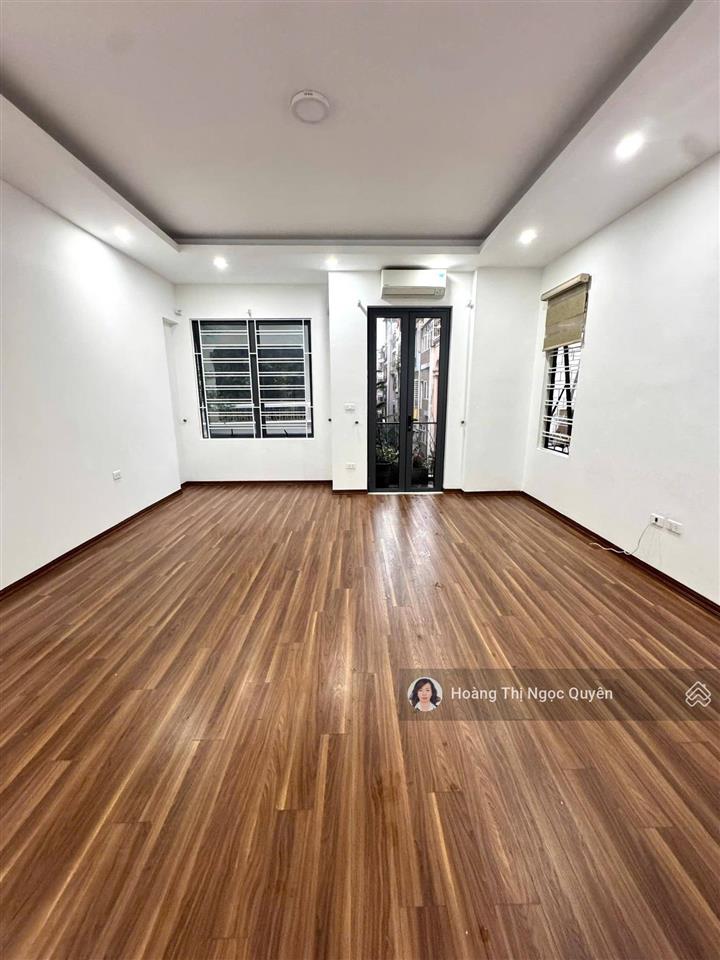 Bán nhà mặt phố lô góc đẹp nhất nguyễn văn tuyết, đống đa, dt 50m2 x 6t, mt 5.5m, nhỉnh 26 tỷ