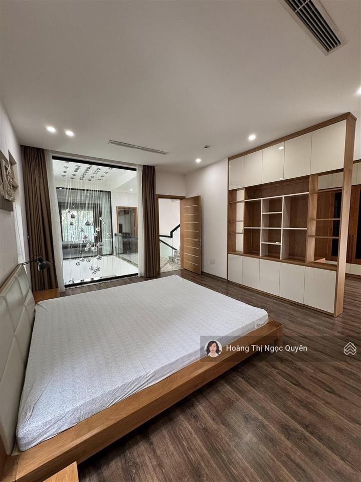 Bán biệt thự lô góc trung yên  cầu giấy dt 280m2 x 5t, mt 10m, 3 ô tô tránh, chỉ 80 tỷ