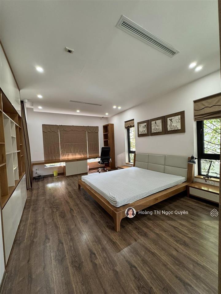 Bán biệt thự lô góc trung yên  cầu giấy dt 280m2 x 5t, mt 10m, 3 ô tô tránh, chỉ 80 tỷ