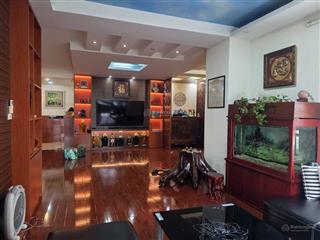 Chính chủ bán căn hộ cc 3pn, 3wc vũ phạm hàm, yên hòa 14,136 tỷ, 186m2, view đẹp.  0968 398 ***