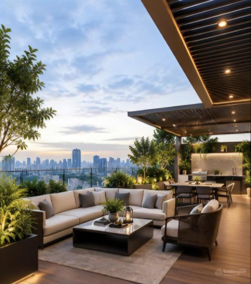 Bán siêu phẩm tòa mp thi sách 130m 8 tầng thang máy, mt 6.5m giá nhỉnh 100 tỷ.  0968 398 ***