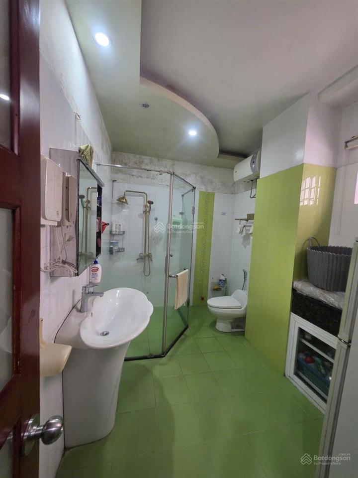 Bán gấp chcc e3 vũ phạm hàm, trung hòa, 186m x 3pn, 3 bancon, 13 tỷ có thương lượng.  0968 398 ***